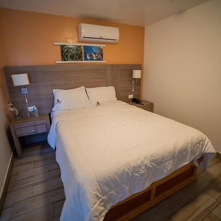California Comfort & Suites Los Algodones  Exterior photo