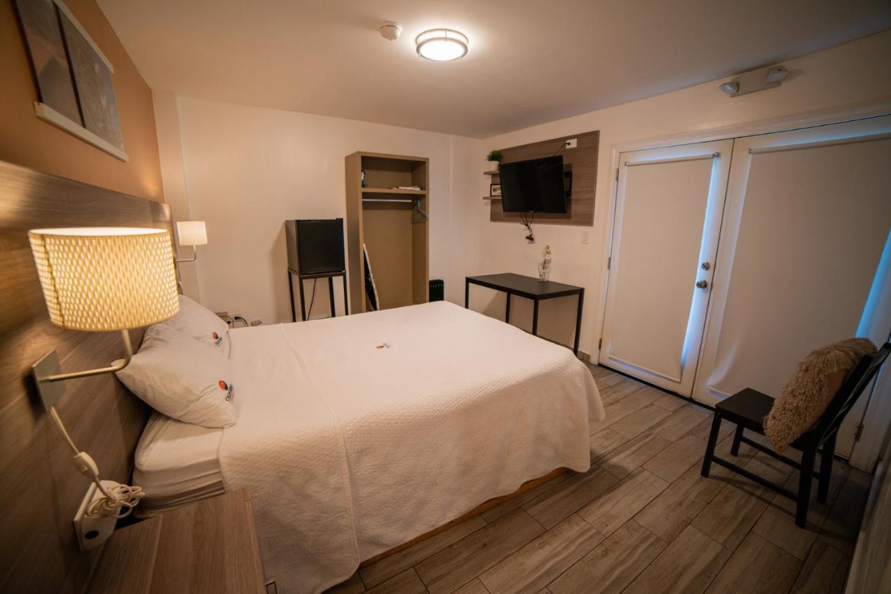California Comfort & Suites Los Algodones  Exterior photo