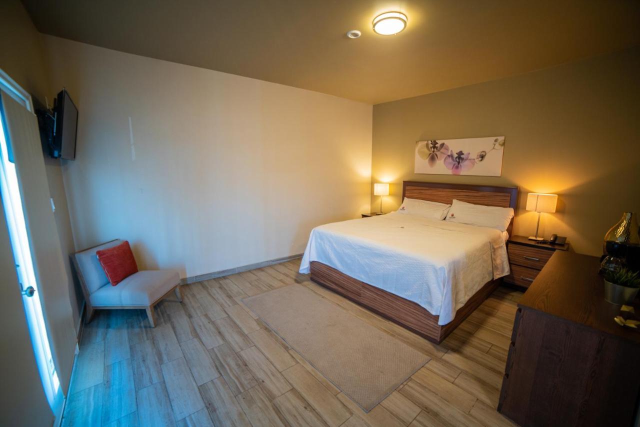 California Comfort & Suites Los Algodones  Exterior photo
