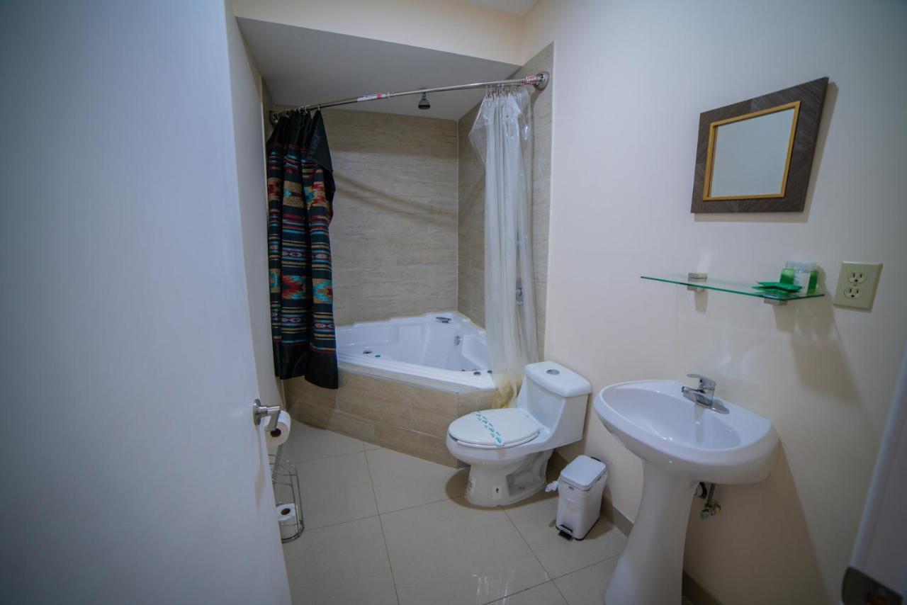 California Comfort & Suites Los Algodones  Exterior photo